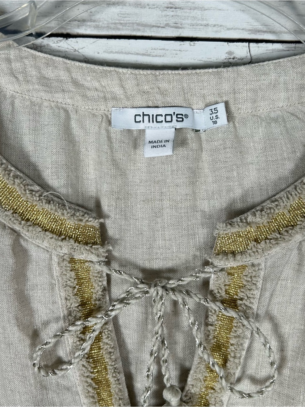 Chico’s 100% Linen Embroidered Boho Blouse Oatmeal Metallic Trim 3.5 XL - Picture 3 of 9